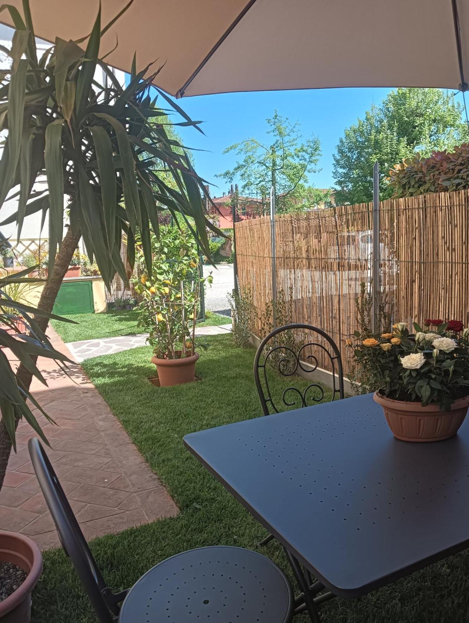 Casa Vacanze Rustico Di Corte Capannori Dış mekan fotoğraf